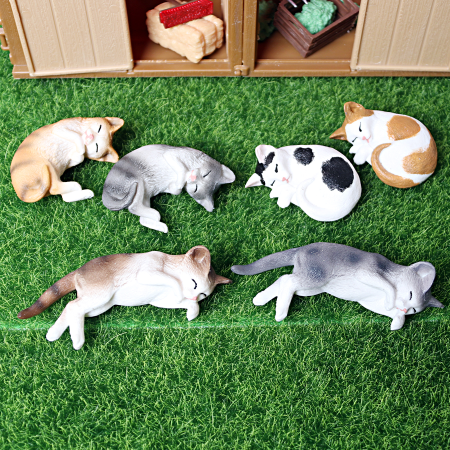 Realistic Cute Kitty Lazy Past - Interior Design House avis et prix