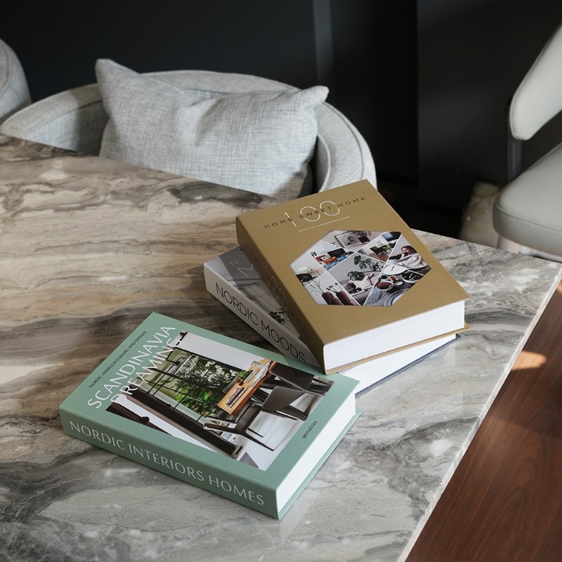 Simple Fake Books Ornament Bed - Interior Design Book avis et prix